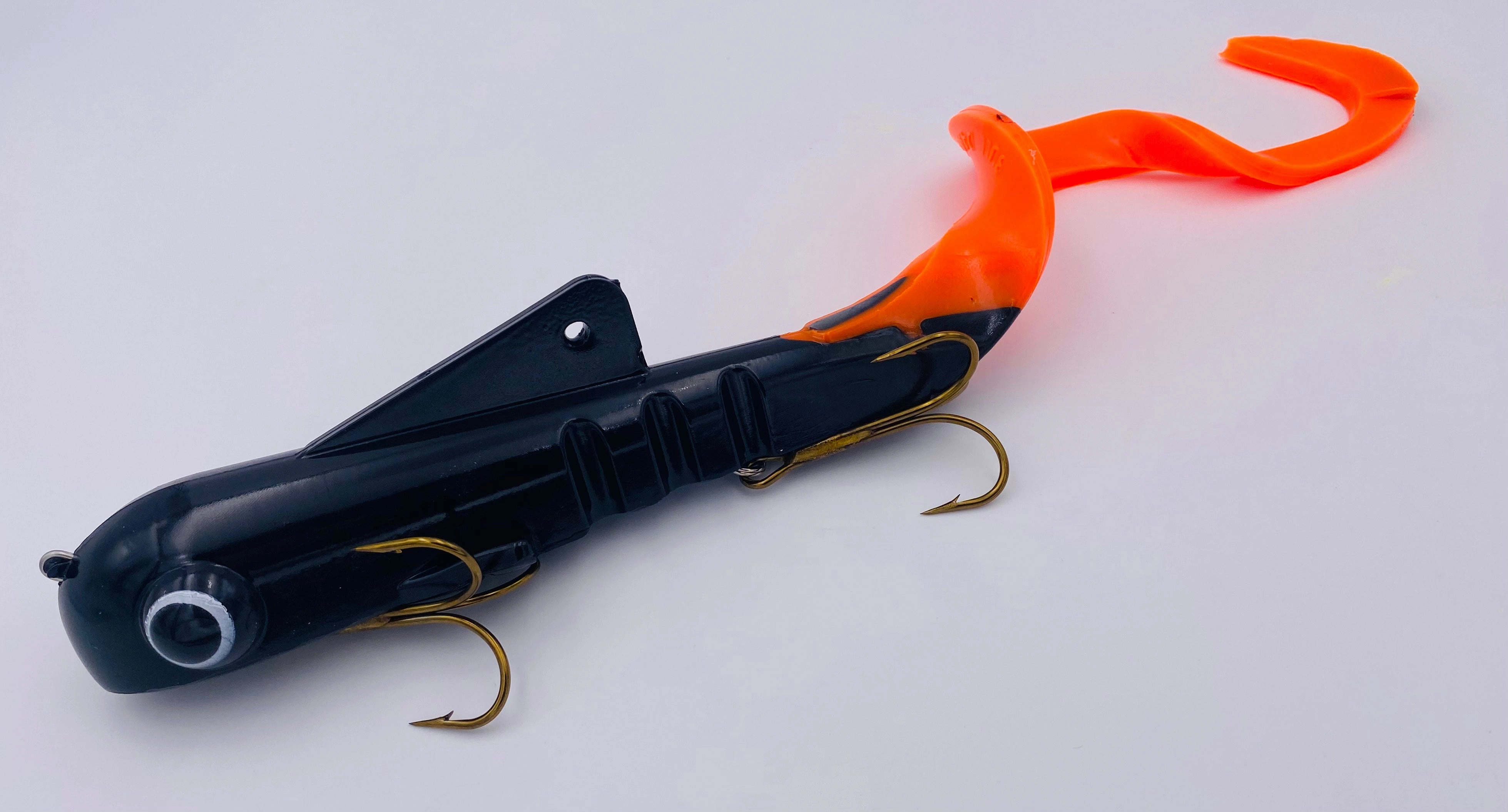 Shallow Regular Bull Dawg Black/Orange